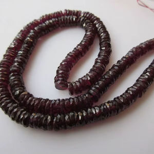 ลูกปัดพลอยโกเมนธรรมชาติทรงกลมเหลี่ยมเพชรพลอยแบบเฮชิ รอนเดลล์ สำหรับทำเครื่องประดับ ร้อยเป็นเส้น หรือแบบเม็ดเดี่ยว - Product Image 1