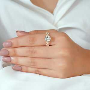 Anillo de Diamantes con Corte Redondo de 1.00CT, Diseño de Hojas y Pétalos, para Mujer, Cultivado en Laboratorio, Oro Sólido de 18K, Regalo para Novia, Boda, Fiesta - Product Image 2