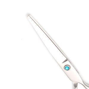 Ciseaux de coiffure professionnels en acier inoxydable de 6 pouces, ciseaux de coupe manuels avec accents bleus pour barbiers et stylistes - Product Image 5