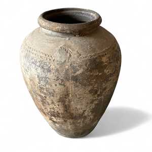 Grand pot à fleurs vintage indien en terre cuite fait main, jardinière rustique antique en argile, assortiment de 1 pièce pour la décoration de jardin et d'hôtel - Product Image 1