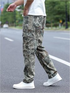 Men's Camo Cargo <b>Jeans</b> Straight Leg Streetwear Denim Pants with Flap Pockets - Product Image 4