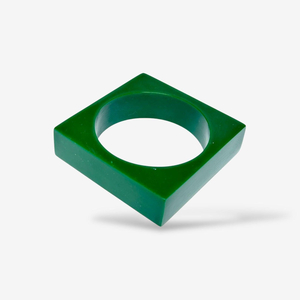 Bracelet rond en résine artisanale moderne avec motif personnalisé, bijoux légers et tendance - Product Image 6