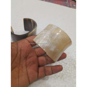 Conector de Unión de Cuerno Rústico Artesanal Vintage TerraHorn |   Tubo de Cuerno de Búfalo de Origen Ético |   Adaptador Resistente para Fontanería - Product Image 2