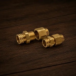 ข้อต่อเกลียวทองเหลืองสแตนเลสแบบขัดเงาสำหรับงานประปาและระบบน้ำ - Product Image 3