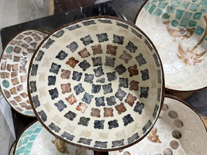Cuenco de Coco Decorativo Ecológico de Alta Calidad con Incrustaciones de Madreperla, el Más Vendido, Decoración Sostenible para el Hogar - Product Image 6