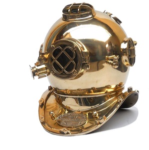 Casque de plongée en laiton, accent héritage marin pour la décoration nautique de la maison, les environnements côtiens et l'affichage de collection - Product Image 4