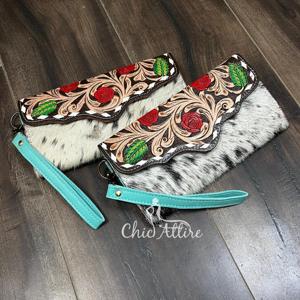Pochette à main en cuir de vachette façonnée à la main avec motif floral, nouvelle sangle de poignet amovible, portefeuille parfait pour un usage quotidien - Product Image 1