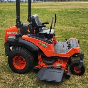 Vente en gros de tondeuse autoportée Kubota 190cc Diesel 4x4, puissante, 2 temps, pour la coupe de l'herbe industrielle et l'aménagement paysager - Product Image 4