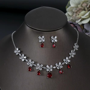 Women's Gold Plated Zinc Alloy Natural Stone Bridal Retro Jewelry <b>Set</b> with Necklace <b>Earrings</b> <b>Bracelet</b>-Romantic Style - Product Image 3