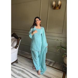 Conjunto FARSHI SALWAR SUIT de Tela de Seda Crisantada con Bordado Siroski, Top y Dupatta, Listo para Usar, para Fiesta, Moderno, de Secado Rápido - Product Image 1