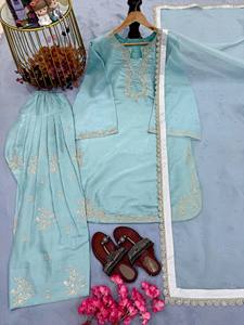Ensemble Kurti et Palazzo en soie de verre romain de créateur avec broderie de sequins lourds et dupatta à rivets et perles – Collection pour mariages et soirées - Product Image 6