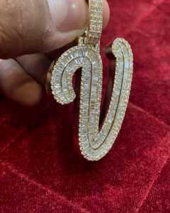 Colgante Personalizado con Iniciales, Monograma, Moissanita, Estilo HipHop de Lujo, Plata de Ley 925 con Letras Incrustadas - Product Image 5