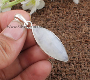 Colgante de Plata de Ley 925 con Baño de Platino y Piedra Lunar Arcoíris, Collar de Fuego Azul Natural, Piedra Lunar Genuina al por Mayor - Product Image 2