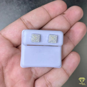 Pendientes de tuerca de diamante cultivado en laboratorio con pavé cuadrado moderno para mujer, elegantes tachuelas brillantes de lujo para uso diario - Product Image 2