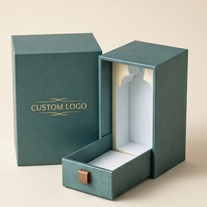 Boîte cadeau en papier avec une construction en carton durable et un design élégant, idéale pour l'emballage de cadeaux, de produits de vente au détail et de produits spéciaux - Product Image 3