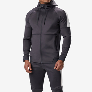 Conjunto Deportivo para Hombre con Capucha y Cordón Ajustable, Diseño de Parches, Transpirable, Venta al Por Mayor, Nueva Llegada 2026 - Product Image 2