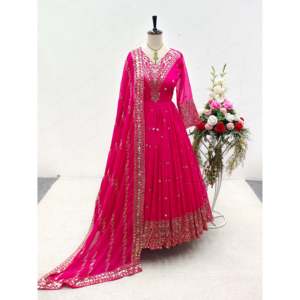 ชุดสตรีดีไซน์เนอร์พร้อมจี้และ dupatta มีลำดับการทำงาน - Product Image 3