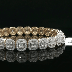 Pulsera de tenis de oro amarillo de 10 quilates con diamantes de 4.7 quilates |   Joyería de Lujo para Mujer con Corte Brillante en Forma Cuadrada, 14.962 g, Diseño Elegante Premium - Product Image 3