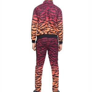 Conjunto Deportivo de Alta Calidad para Hombre, Chaqueta de Entrenamiento Suave y Cómoda con Pantalones Deportivos Flexibles para Ejercicio - Product Image 3
