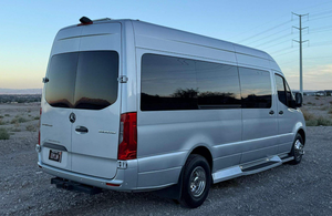 Venta Premium 2019 Sprinter 3500 Plus Sin Accidentes Conducción Izquierda/Derecha - Product Image 2