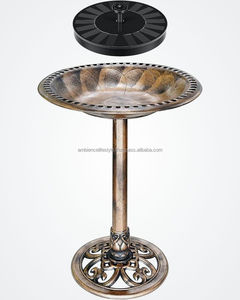 Bain d'oiseaux élégant en métal au look antique, parfait pour la décoration extérieure du jardin et de la pelouse, abreuvoir pour oiseaux. - Product Image 4