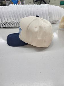 Fabriqué au Vietnam, style de haute qualité, casquette de baseball en coton structurée à 5 panneaux brodée en 2D personnalisable pour adulte, pour une utilisation en extérieur - Product Image 2