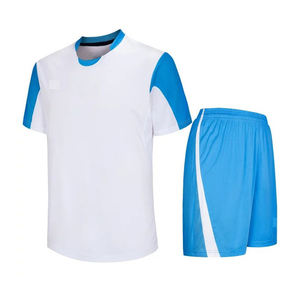 Ensemble complet d'uniformes de football OEM avec logo, nom et numéro personnalisés - Product Image 2