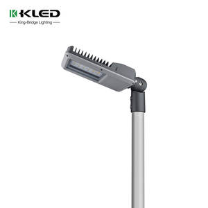 Lampadaires LED d'extérieur à alimentation secteur avec télécommande, IP66, garantie 5 ans - Product Image 3