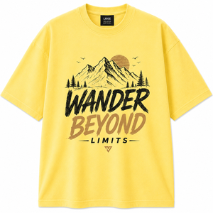 Camiseta de Manga Corta Verde Oscuro para Hombre Wander Limits, Cuello Redondo, Corte Regular, 100% Algodón Ecológico, Diseño Casual con Letras Impresas - Product Image 1
