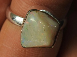 แหวนโอปอลเงินธรรมชาติขัดเงาจากออสเตรเลีย ของขวัญคลาสสิกสำหรับงานแต่งงานและงานปาร์ตี้สำหรับเธอ เครื่องประดับแฟชั่นมาใหม่ - Product Image 5