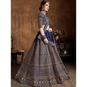 Conjuntos de Talla Grande para Mujer, Cautivador Lehenga Choli de Seda con Lentejuelas Azules - Product Image 6