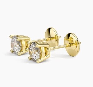 Pendientes Clásicos de Diamantes Solitarios con Cuatro Puntas - Product Image 1