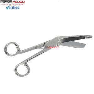 ชุดกรรไกรผ่าตัดสแตนเลสเยอรมันแบบแมนนวล 3 ชิ้น พรีเมียม พร้อมกรรไกรตัดไหมเย็บมาตรฐาน และกรรไกรตัดผ้าพันแผลลิสเตอร์ - Product Image 4