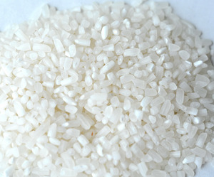 Riz blanc brisé non-basmati 100% brut en vrac, facile à cuisiner, pour la vente au détail, les hôtels et l'industrie alimentaire, disponible au prix d'usine - Product Image 1