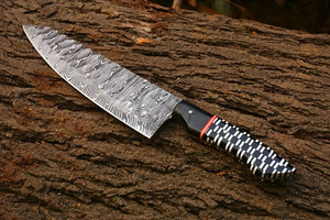Nouveau Couteau de Chef Japonais Artisanal en Acier Damas, Lame Affûtée de 8 Pouces, Manche en Résine Ambidextre, Couteau de Cuisine à Torsion Damas - Product Image 5