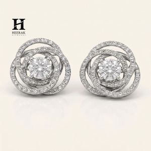 Pendientes de Lujo con Halo en Espiral, Centro de Diamante de Corte Redondo con Diseño en Espiral con Incrustaciones, Oro Blanco de 14K, Joyería Elegante para Mujer - Product Image 1
