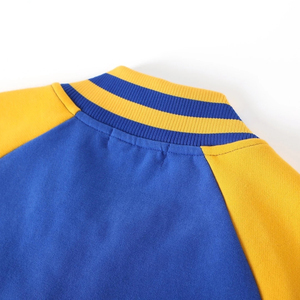 Chaqueta Varsity SGRho 1922 Azul Real con Forro Polar Dorado, Estilo Letterman, Cierre de Botones a Presión, Cálida, para Universidad, Hermandad, Béisbol, Casual, Moda - Product Image 4