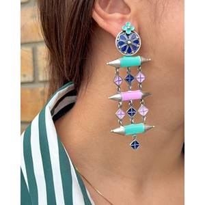 Pendientes Largos de Esmalte de Moda Meera Jaipur - Product Image 1