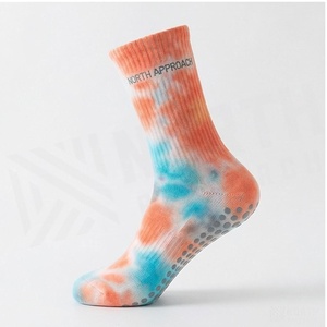 Chaussettes Tie Dye Bleu Corail Respirantes en Coton, Polyester et Spandex pour Adultes – Idéales pour l'Été et le Quotidien - Product Image 3