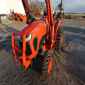 Tractor Agrícola Kubota L3902 de Primera Calidad con Potente Rendimiento y Operación Confiable en el Campo - Product Image 4