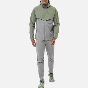 Chaqueta cortavientos premium con capucha para hombre, con cremallera completa, resistente al agua, para deportes al aire libre y viajes - Product Image 1