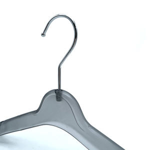 ไม้แขวนเสื้อพลาสติกใสขายดี ราคาแข่งขัน สำหรับเสื้อผ้าเด็ก ขายส่งเพื่อการส่งออก พร้อมโลโก้ - Product Image 4