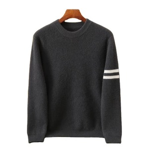 Pull-over homme confortable pour l'hiver, tricot doux, classique, confort quotidien, fabrication OEM, usine de vêtements au Bangladesh - Product Image 4