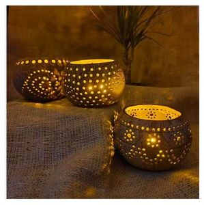 ที่วางเทียนเปลือกมะพร้าวทรงทันสมัย ลายรัศมีดวงอาทิตย์ ทำด้วยมือ เป็นมิตรกับสิ่งแวดล้อม สำหรับเทียนทีไลท์ ตกแต่งภายในบ้านอย่างเป็นธรรมชาติ - Product Image 1