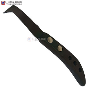 Cuchillo para Pezuñas LIPUMA Personalizado de 22.5cm con Hoja Recubierta de Plasma Negra, Mango Perforado, Afilado Quirúrgico, Reutilizable, para Cuidado Veterinario de Caballos y Ganado - Product Image 5