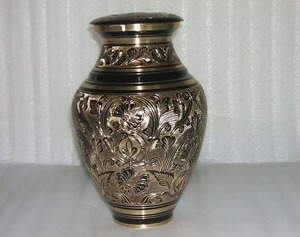 Indian Exporter Metal Memorial Cremation <b>Urn</b> for Human Ashes <b>Large</b> Size Handcrafted Metal <b>Urns</b> Wholesale Supplies - Product Image 4