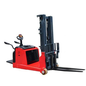 Montacargas para pasillos muy estrechos con diseño de cabina ergonómica para la comodidad del operador durante largas horas de trabajo - Product Image 2