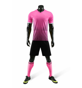 Uniformes de Fútbol 100% Poliéster Transpirables y Cómodos, Servicios OEM, Uniformes de Fútbol para Entrenamiento al por Mayor - Product Image 1