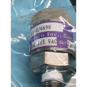 สวิตช์สุญญากาศ Wasco SV128-31W2A-X/6690, LAM - อุปกรณ์และอะไหล่เซมิคอนดักเตอร์ระดับโลกที่เชื่อถือได้ - Product Image 5