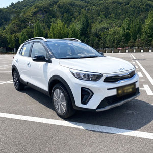 SUV Premium Blanco, 5 Asientos, Faros LED, Neumáticos R17, Volante a la Izquierda, Portaequipajes, Aire Acondicionado Automático, Pantalla Táctil, Gasolina - Product Image 6